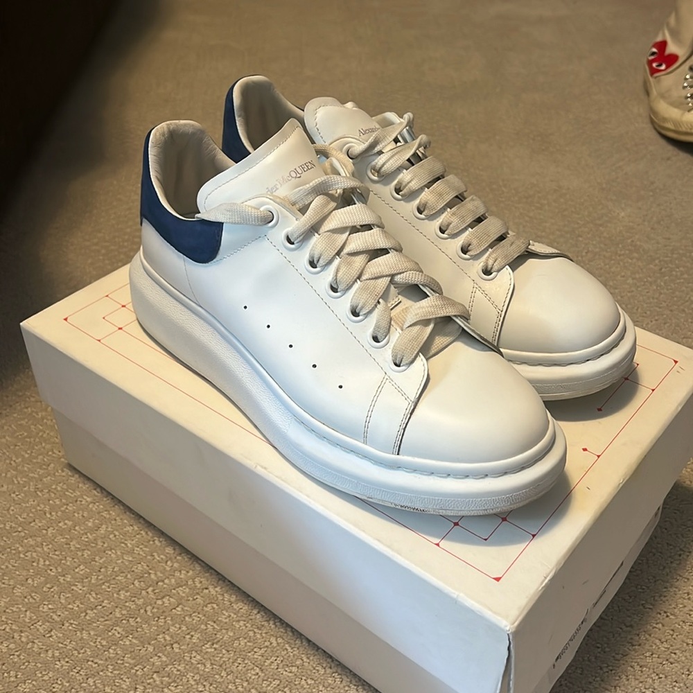 Alexander McQueen 43 shoes used in great condition